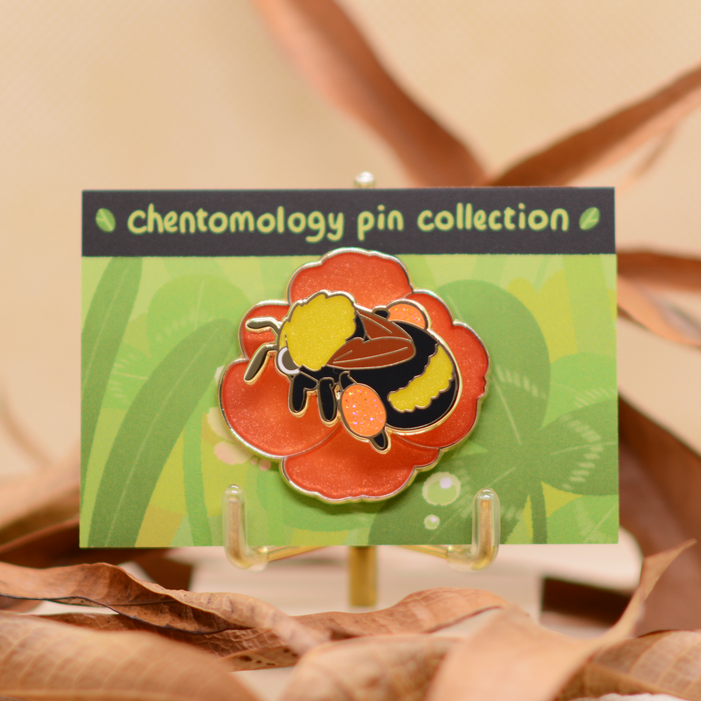 Bumble bee 2-layer bouncy enamel pin - 2 variants